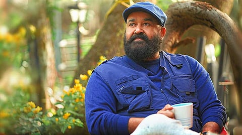 നിരന്തരമായി ജോലി ചെയ്യുന്നത് ഒരു പുതിയ കാര്യമല്ല: വെറുതെയിരുന്നാല് തുരുമ്പെടുത്തു പോകുമെന്ന് മോഹന്ലാല്