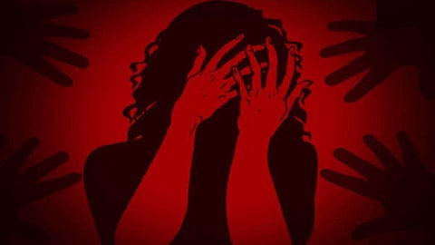 പത്തനംതിട്ട പീഡനകേസ്: ആറ് പേർ കൂടി അറസ്റ്റിൽ, അന്വേഷണം ജില്ലയ്ക്ക് പുറത്തേക്കും