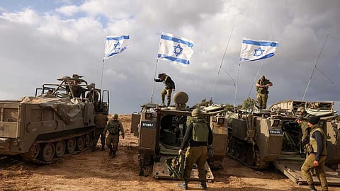 ഗാസയില് വെടിനിർത്തല് വൈകുന്നു; ഹമാസ് കേന്ദ്രങ്ങള് ആക്രമിച്ച് ഇസ്രയേല്