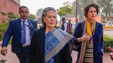 'രാഷ്ട്രപതിയെ അപമാനിച്ചു'; 'പാവം പ്രസിഡന്റ്' പരാമർശത്തില് സോണിയ ഗാന്ധിക്കെതിരെ ഹർജി