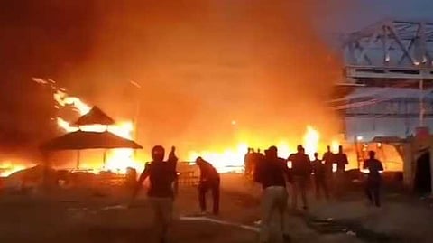 മഹാ കുംഭമേളയിൽ വീണ്ടും തീപിടിത്തം; ഏഴ് ടെൻ്റുകൾ കത്തിനശിച്ചു