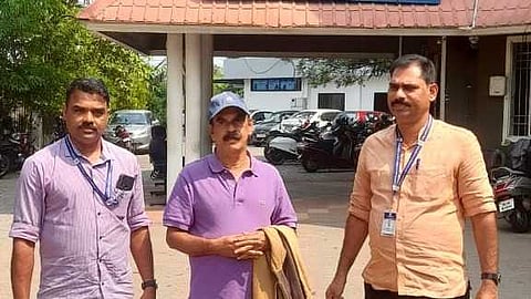 ഇളങ്ങുളം ബാങ്ക് തട്ടിപ്പ് കേസ്: സഹകരണ ബാങ്ക് മുൻ സെക്രട്ടറി അറസ്റ്റിൽ