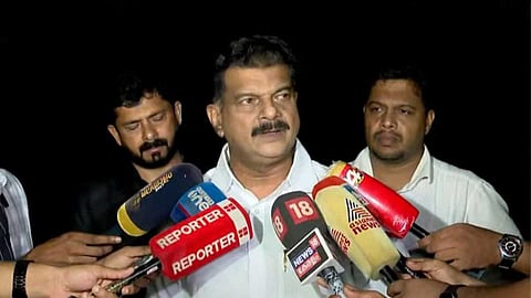 ഇതൊരു ചിന്ന പാര്ട്ടി, ഇന്ത്യയും പാകിസ്ഥാനും തമ്മിലുള്ള പ്രശ്നം വരെ പരിഹരിച്ചില്ലേ; യുഡിഎഫുമായി ഒത്തുതീര്പ്പെന്ന് സൂചന നല്കി പി.വി. അന്വര്