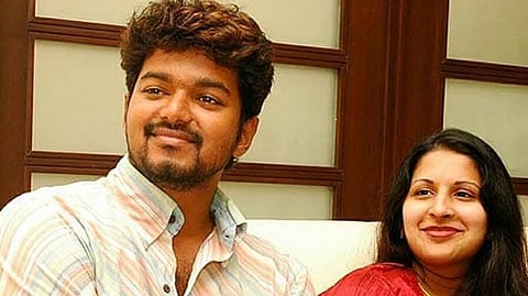 വിജയ് യും സംഗീതയും