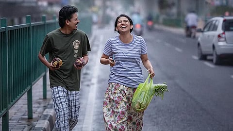 ഹലോ ഡിയേഴ്സ്.. എത്ര മനോഹരം ഈ കാഴ്ച..;വീണ്ടും ഒരു മമിത-സംഗീത് പ്രതാപ് ചിത്രം
