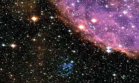 सूर्यापेक्षा शंभर पट मोठ्या तार्याचा झाला होता स्फोट