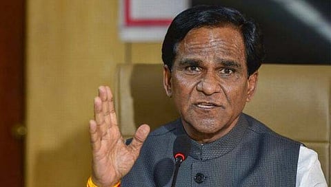 आणखी चार पेनड्राईव्ह देणार