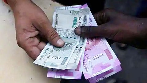 corruption : कळवणमध्ये २५ हजारांची लाच घेताना तलाठी एसीबीच्या जाळ्यात