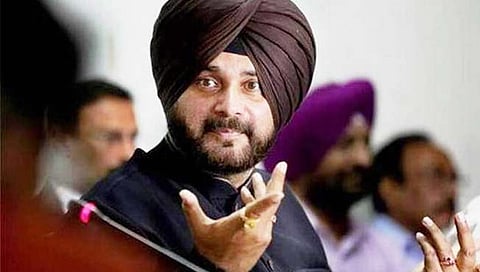 नवज्योत सिंग सिद्धू यांना कारागृहातच राहायचंय! नातेवाईकांना सांगितले यामागील कारण