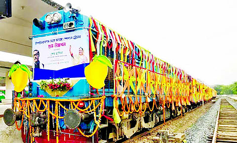 आंबा उत्पादक शेतकऱ्यांना खुशखबर!! कोकण रेल्वे मार्गावर धावणार मँगो स्पेशल ट्रेन