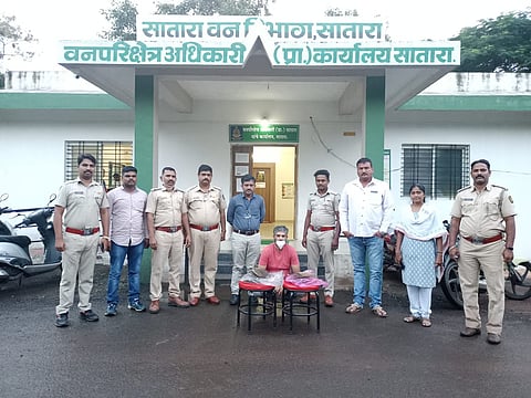 वन विभागाची दत्त पूजा भांडारवर धाड; ‘इंद्रजाल’सह मुद्देमाल जप्त