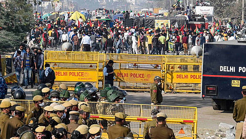 Man Killed At Singhu Border : सिंघू सीमेवर युवकाची हत्या करून आंदोलन स्थळाच्या स्टेजसमोर मृतदेह लटकवला