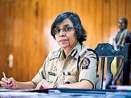 हायकोर्टाने फटकारले; रश्मी शुक्ला यांना आरोपी करणार नसाल, तर आमचा वेळ का घेता?