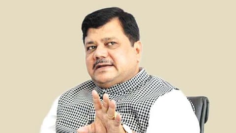 मराठा समाजाच्या आरक्षणावरून फडणवीसांना टार्गेट केले जातेय : प्रवीण दरेकर
