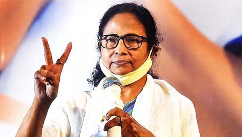 TMC : मेघालयमध्ये काॅंग्रेसला भगदाड ! १२ आमदारांनी केला तृणमूलमध्ये प्रवेश