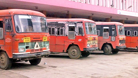 नागपूर आगारातील आणखी २० एसटी कर्मचारी निलंबित