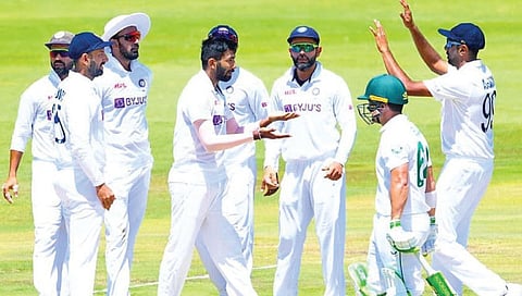 South Africa vs India www.pudhari.com