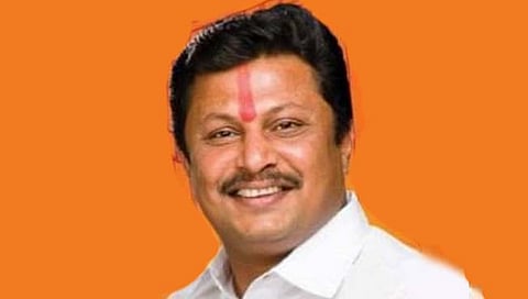 निवडून येण्याची क्षमता नसलेले ते फुटके रेडिओ : राजेश क्षीरसागर