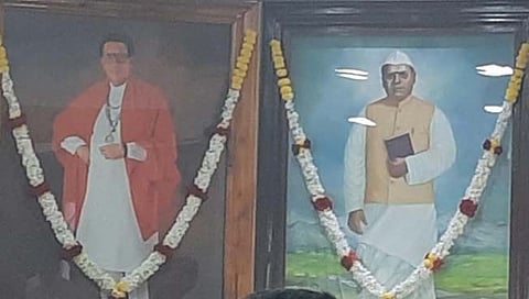 इस्लामपूर : पालिका सभागृहात झळकल्या स्व. बाळासाहेब ठाकरे व स्व. वसंतदादांच्या प्रतिमा!
