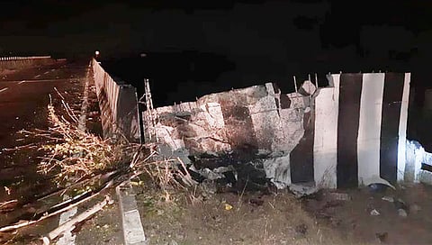 वर्धा : ४० फुटांवरून कार कोसळली; मेडिकलच्या ७ विद्यार्थ्यांचा जागीच मृत्यू, मृतांमध्ये भाजप आमदाराच्या पुत्राचा समावेश
