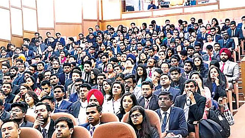 संघराज्याच्या हितासाठी…