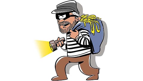 Nipani Robbery : निपाणी तालुक्यातील सौंदलगा येथे बनावट दागिने ठेवून ३ कोटींची फसवणूक