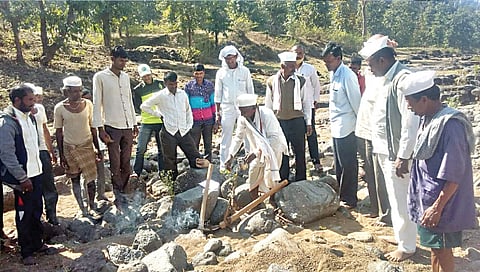 पेठ तालुक्यातील या तीन गावांना पाण्यासाठी करावी लागतेय वणवण ; आता एसएनएफ भागविणार या गावांची तहान