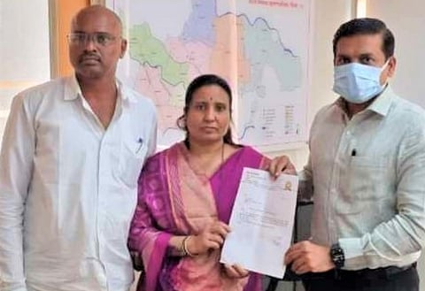BJP corporator Chanda Lokhande resigns