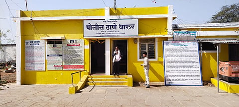 बीड : धारुर शहरात अल्पवयीन मुलीवर अत्याचार; दोघांवर गुन्हा दाखल