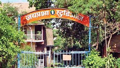 जयप्रभा स्टुडिओप्रश्नी चर्चेचे गुर्हाळ नको