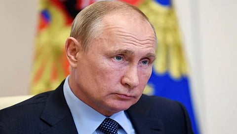 Ukraine Invasion : व्लादिमीर पुतीन यांना धक्का, ब्लॅक बेल्ट काढून घेतला!