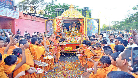 श्रीलंकेमधून अयोध्याकडे निघालेल्या श्रीराम वनगमन पथ काव्ययात्रेचे नाशकात स्वागत