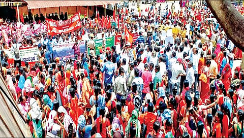 बेळगाव : खासगीकरण, महागाईविरोधात एल्गार