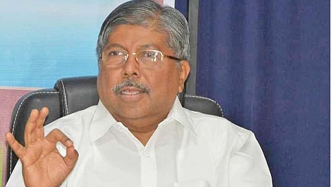 ‘ओबीसी, आर्थिक मागास मुलींचे शैक्षणिक शुल्क शासन भरणार’