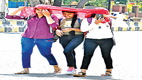 नाशिकमध्ये उष्णतेची लाट कायम