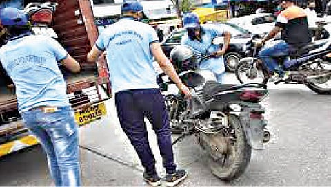 टोइंग ठेक्यास मुदतवाढ,www.pudhari.news