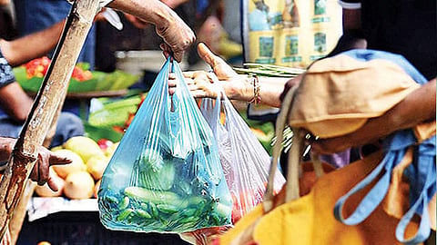100 मायक्रॉनपेक्षा कमी जाडीच्या प्लास्टिकवर उद्यापासून बंदी