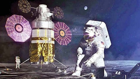 NASA : ‘नासा’ विकसित करत आहे नवा अद्ययावत स्पेस सूट