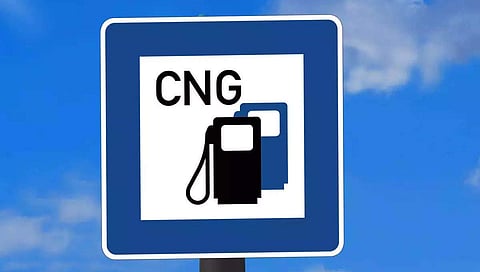 CNG Rate : सलग दुसर्या दिवशी सीएनजी दरात वाढ