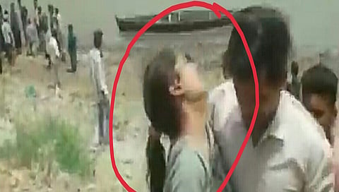 नंदुरबार : नापास होण्याच्या भीतीने विद्यार्थिनीची तापी नदीत उडी ; नावाड्यांनी वाचविले प्राण