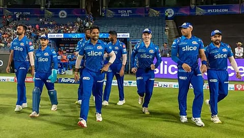 Mumbai Indians Playing 11 : लखनौला मात देण्यासाठी मुंबई इंडियन्स सज्ज, ‘अशी’ असेल प्लेईंग 11