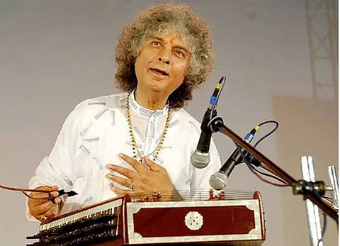 Pandit Shivkumar Sharma : ज्येष्ठ संतूरवादक पंडित शिवकुमार शर्मा यांचे निधन