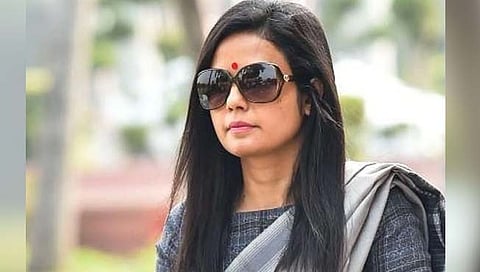 विरोधी नेत्यांचे IPhone सरकार पुरस्कृत हॅकर्सच्या निशाण्यावर; Apple च्या इशाऱ्यानंतर गदारोळ