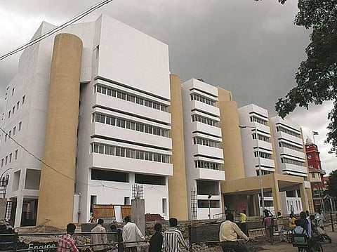 अहमदनगर झेडपीमध्ये बदल्यांचा ‘रात्रीस खेळ चाले….!’