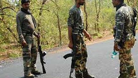 देशातील नक्षलवादाशी संबंधित हिंसाचाराच्या घटनांमध्ये ३९ टक्क्यांची घट