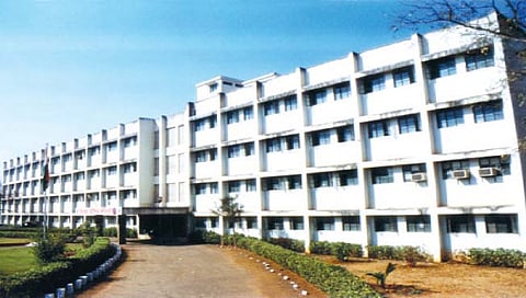 कोल्हापूर : लोकसहभागातून वनराई बंधारे