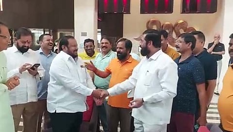 व्हिडिओ : गुवाहाटीत पुन्हा ‘काय झाडी, काय डोंगार, काय हाटील.. एकदम ओके’