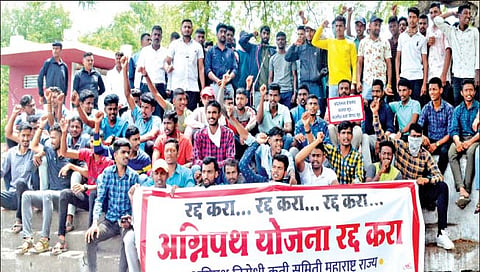 ‘अग्निपथ’ला तरुणांचा तीव्र विरोध
