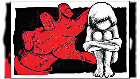 मुंबई : नागपाड्यामध्ये पाच वर्षांच्या मुलीवर अत्याचार