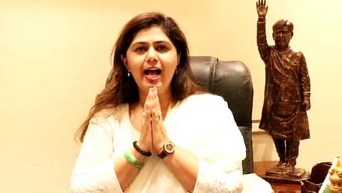 Maharashtra politics : रक्कम नको, तुमचे प्रेम माझ्या राजकीय खात्यात जमा करा : पंकजा मुंडे